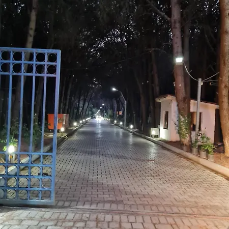 Villa 23 Qerret Golem (Tirana)